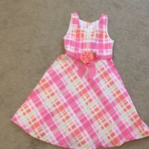 Girls dress